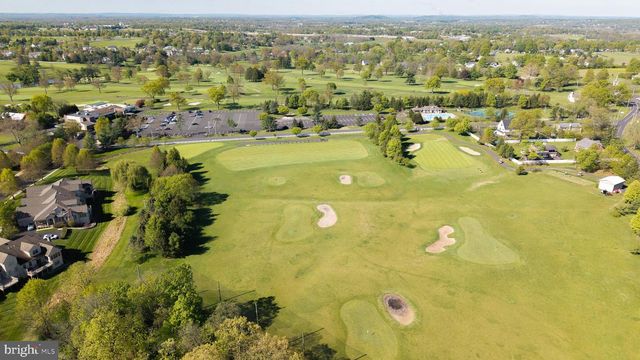 271 COUNTRY CLUB DR, Telford, PA 18969