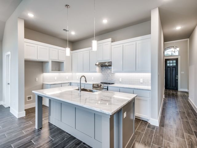 139 Lakeview Circle, Pilot Point, TX 76258