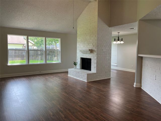 2703 Hot Springs Drive, Pearland, TX 77584