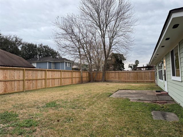 2703 Hot Springs Drive, Pearland, TX 77584