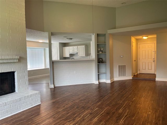 2703 Hot Springs Drive, Pearland, TX 77584