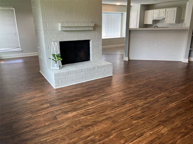 2703 Hot Springs Drive, Pearland, TX 77584