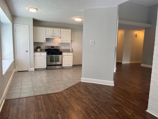 2703 Hot Springs Drive, Pearland, TX 77584