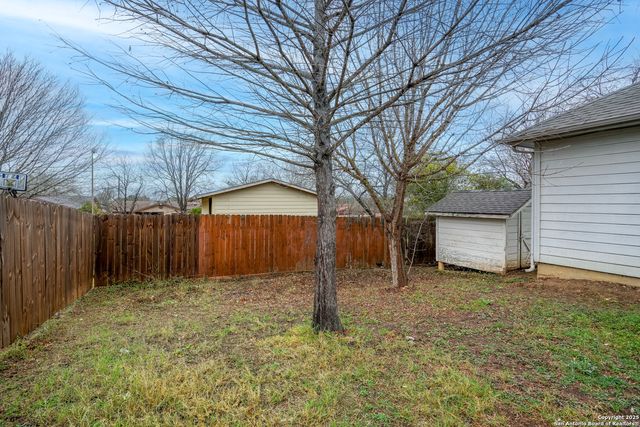6855 Atlas, San Antonio, TX 78223