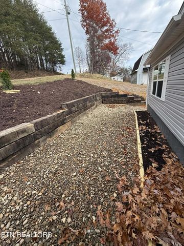 110 Cumberland Overlook Lane, Jacksboro, TN 37757