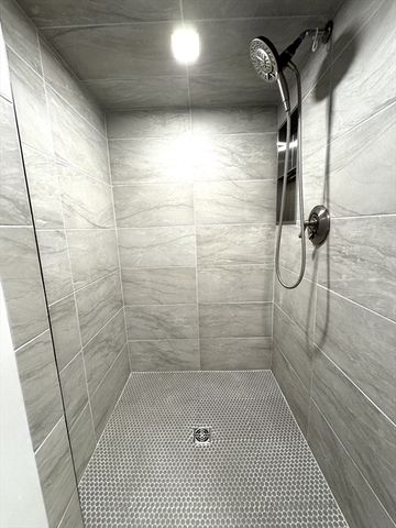 331 Broadway 2D, Somerville, MA 02145