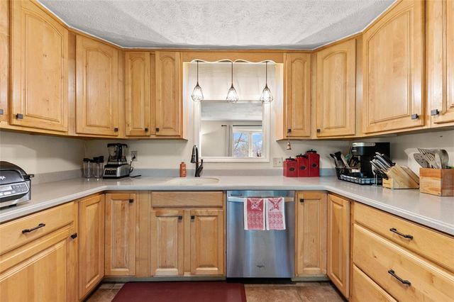 153 Lake Drive, Salem Twp, PA 15601