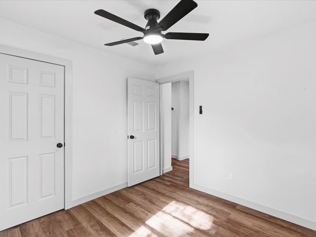 5718 Landino Street, Sansom Park, TX 76114