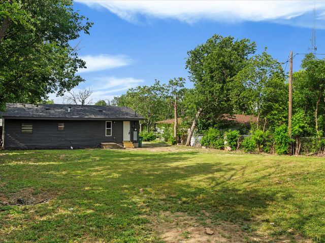 5718 Landino Street, Sansom Park, TX 76114