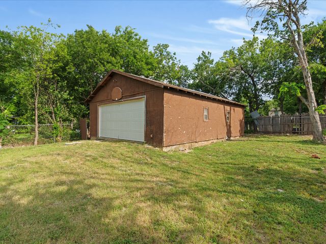 5718 Landino Street, Sansom Park, TX 76114