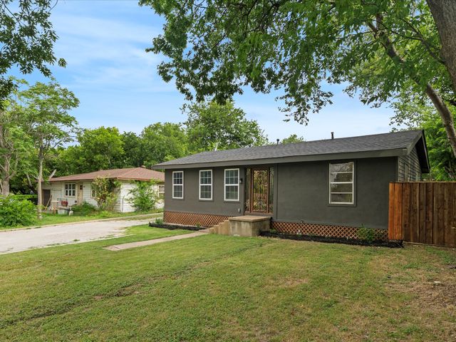 5718 Landino Street, Sansom Park, TX 76114