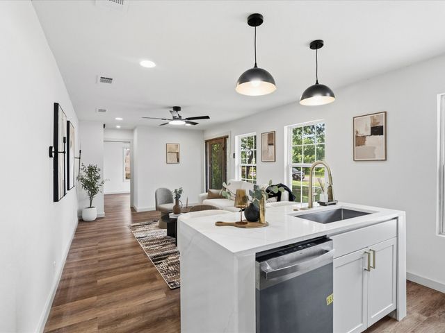 5718 Landino Street, Sansom Park, TX 76114