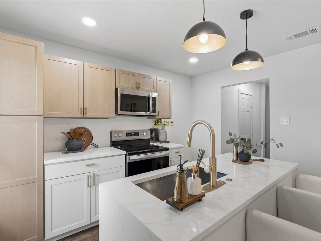 5718 Landino Street, Sansom Park, TX 76114