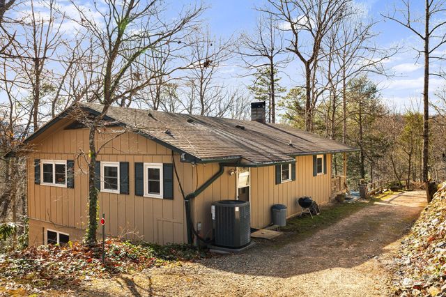 65 Roy Lane, Black Mountain, NC 28711