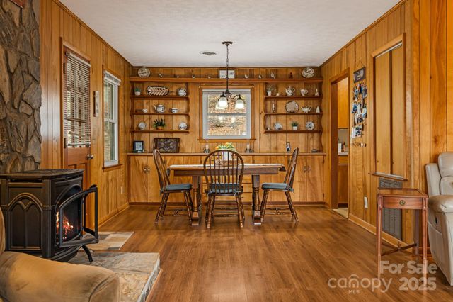 65 Roy Lane, Black Mountain, NC 28711