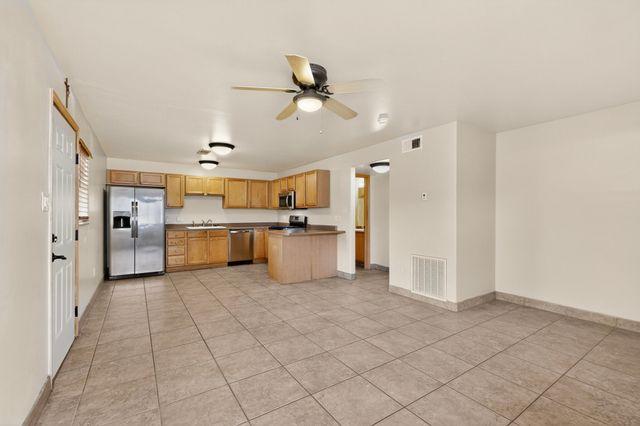 3300 Rufina L-41, Santa Fe, NM 87507