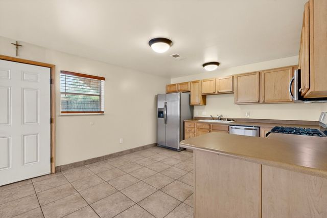 3300 Rufina L-41, Santa Fe, NM 87507