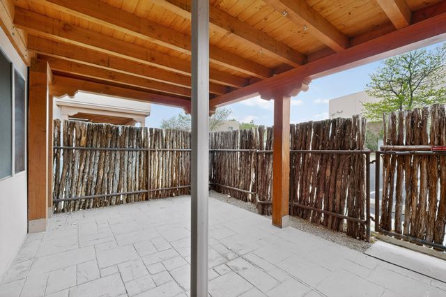 3300 Rufina L-41, Santa Fe, NM 87507