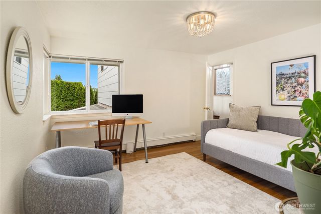 8505 21st Avenue NW, Seattle, WA 98117