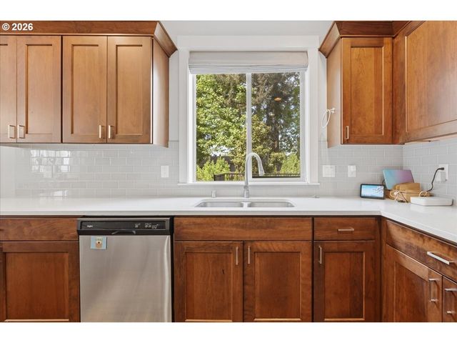 11100 Ne 61ST Ct, Vancouver, WA 98686
