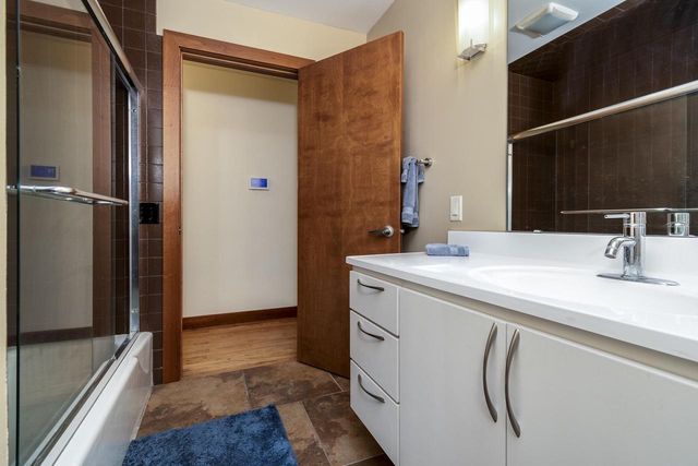 6002 Hammersley Road, Madison, WI 53711