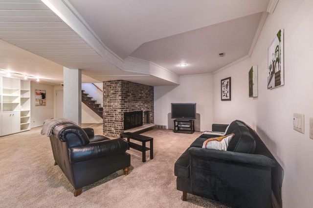 6002 Hammersley Road, Madison, WI 53711
