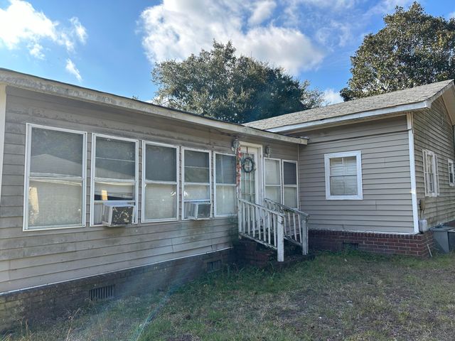 2751 Atlanta Drive, Mount Pleasant, SC 29464