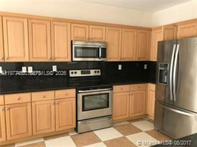 11142 NW 72nd Ter, Doral, FL 33178