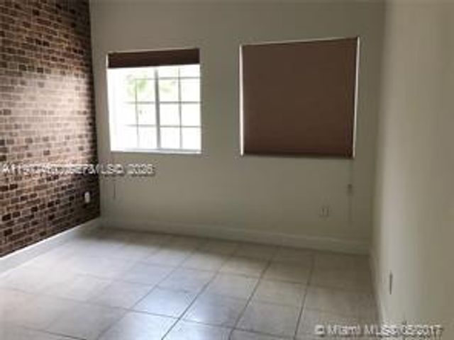 11142 NW 72nd Ter, Doral, FL 33178