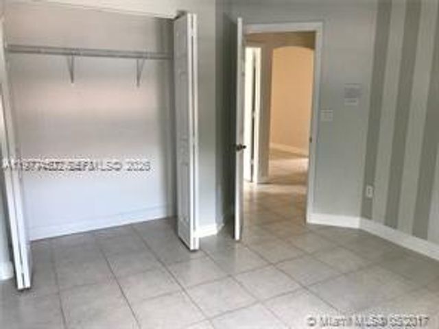 11142 NW 72nd Ter, Doral, FL 33178
