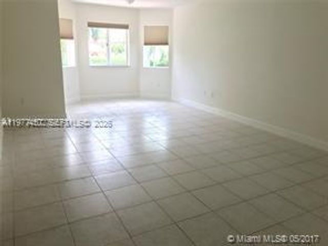 11142 NW 72nd Ter, Doral, FL 33178