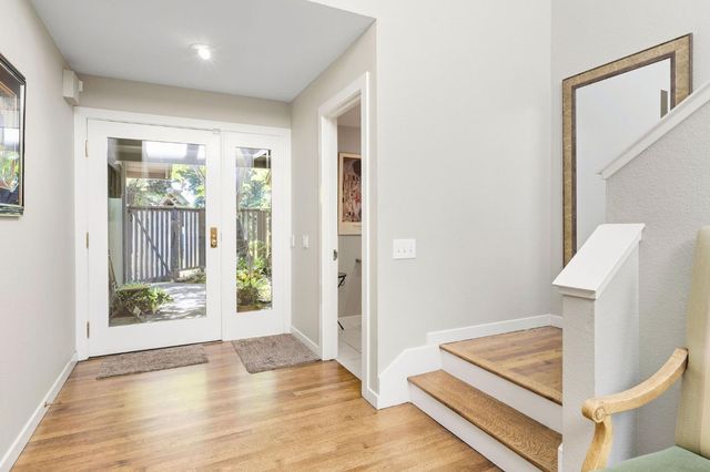 35 River Bluff Ln, Carmichael, CA 95608