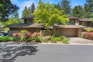 35 River Bluff Ln, Carmichael, CA 95608