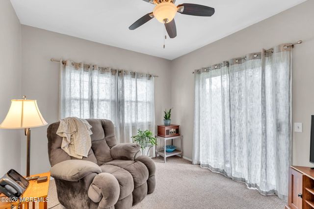 87 Chelsea Drive 72, Whiting, NJ 08759