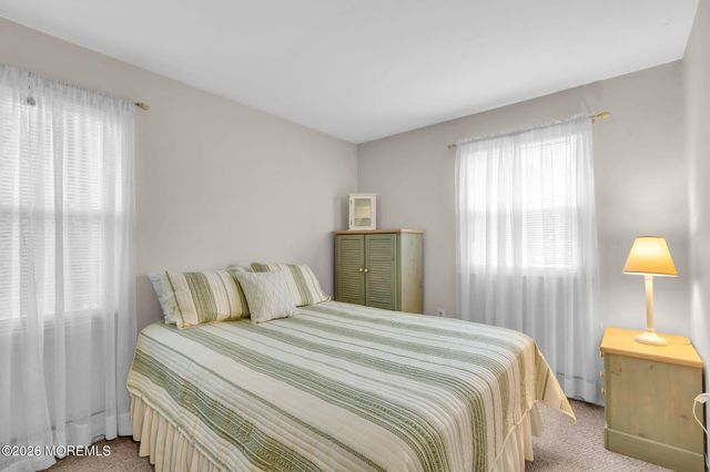 87 Chelsea Drive 72, Whiting, NJ 08759