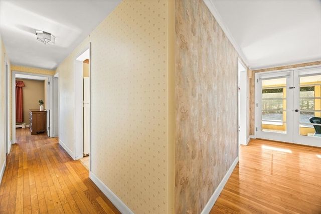 5 Freetown St, Lakeville, MA 02347