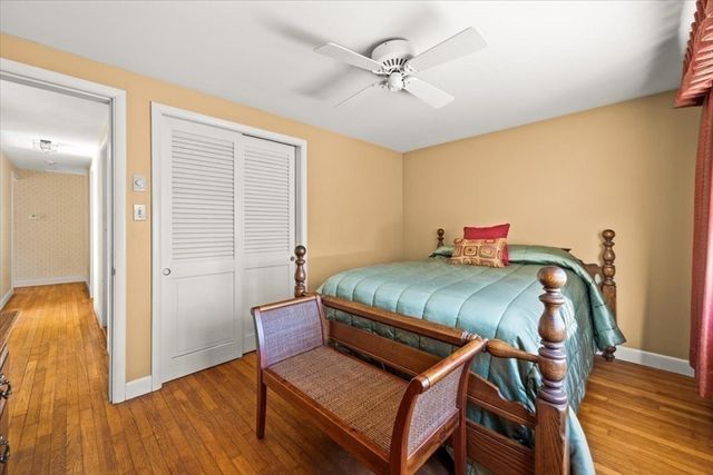 5 Freetown St, Lakeville, MA 02347