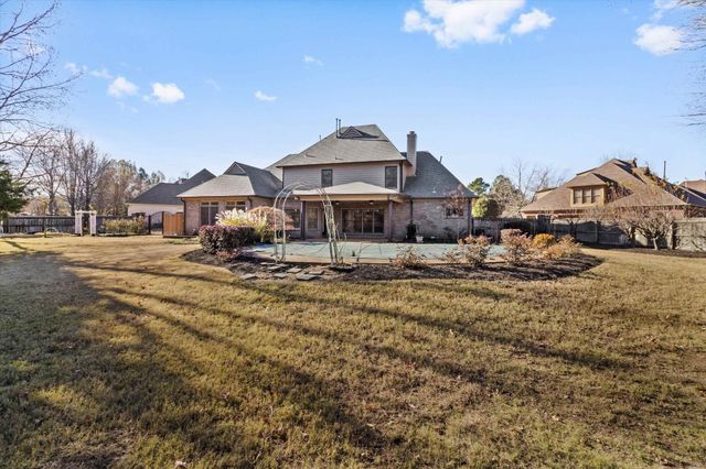 10820 WHISPER HOLLOW CV, Collierville, TN 38017