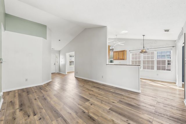 1624 Wood Thrush Dr., Murrells Inlet, SC 29576