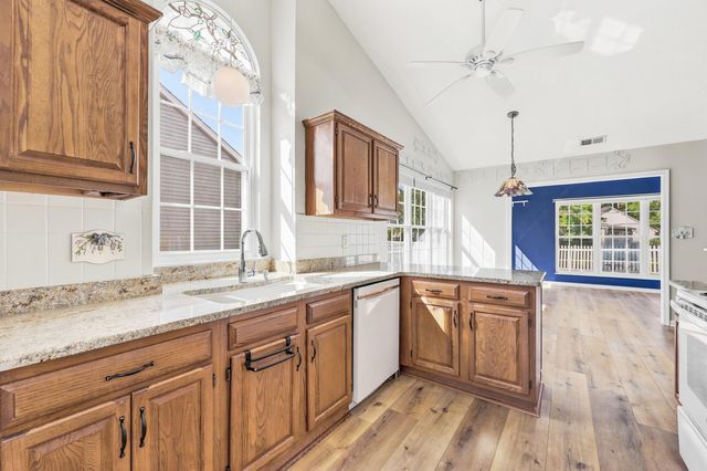 1624 Wood Thrush Dr., Murrells Inlet, SC 29576