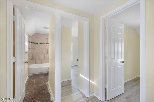 3064 W 105th Street, Cleveland, OH 44111