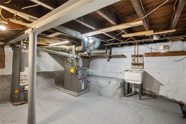 3064 W 105th Street, Cleveland, OH 44111