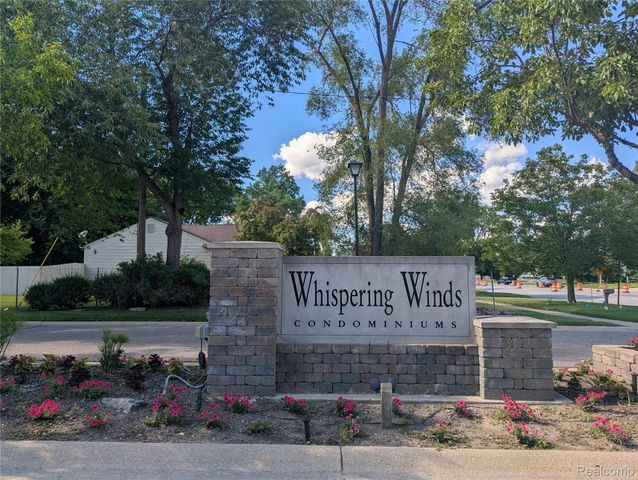 9327 Eastwind Drive 6, Livonia, MI 48150