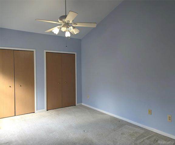 9327 Eastwind Drive 6, Livonia, MI 48150
