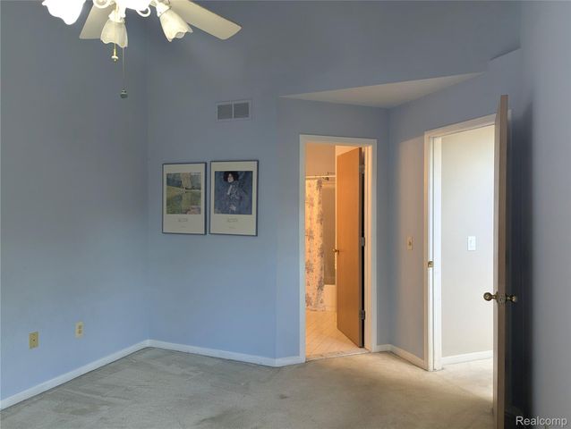 9327 Eastwind Drive 6, Livonia, MI 48150