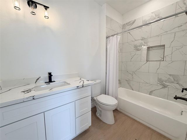 9303 Noel Street, Houston, TX 77033