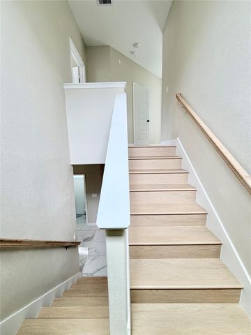 9303 Noel Street, Houston, TX 77033