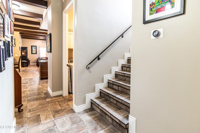 524 S Festival Drive, El Paso, TX 79912