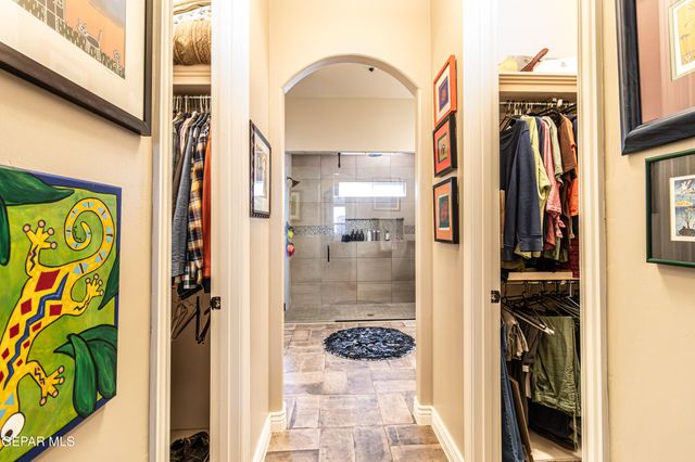 524 S Festival Drive, El Paso, TX 79912