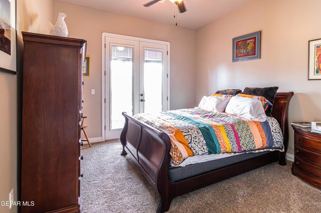 524 S Festival Drive, El Paso, TX 79912